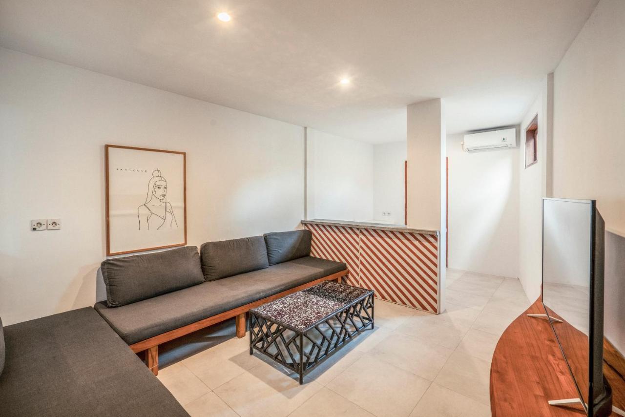 Апартаменты Batu Belig Living Managed By Cpm Bali Семиньяк Экстерьер фото